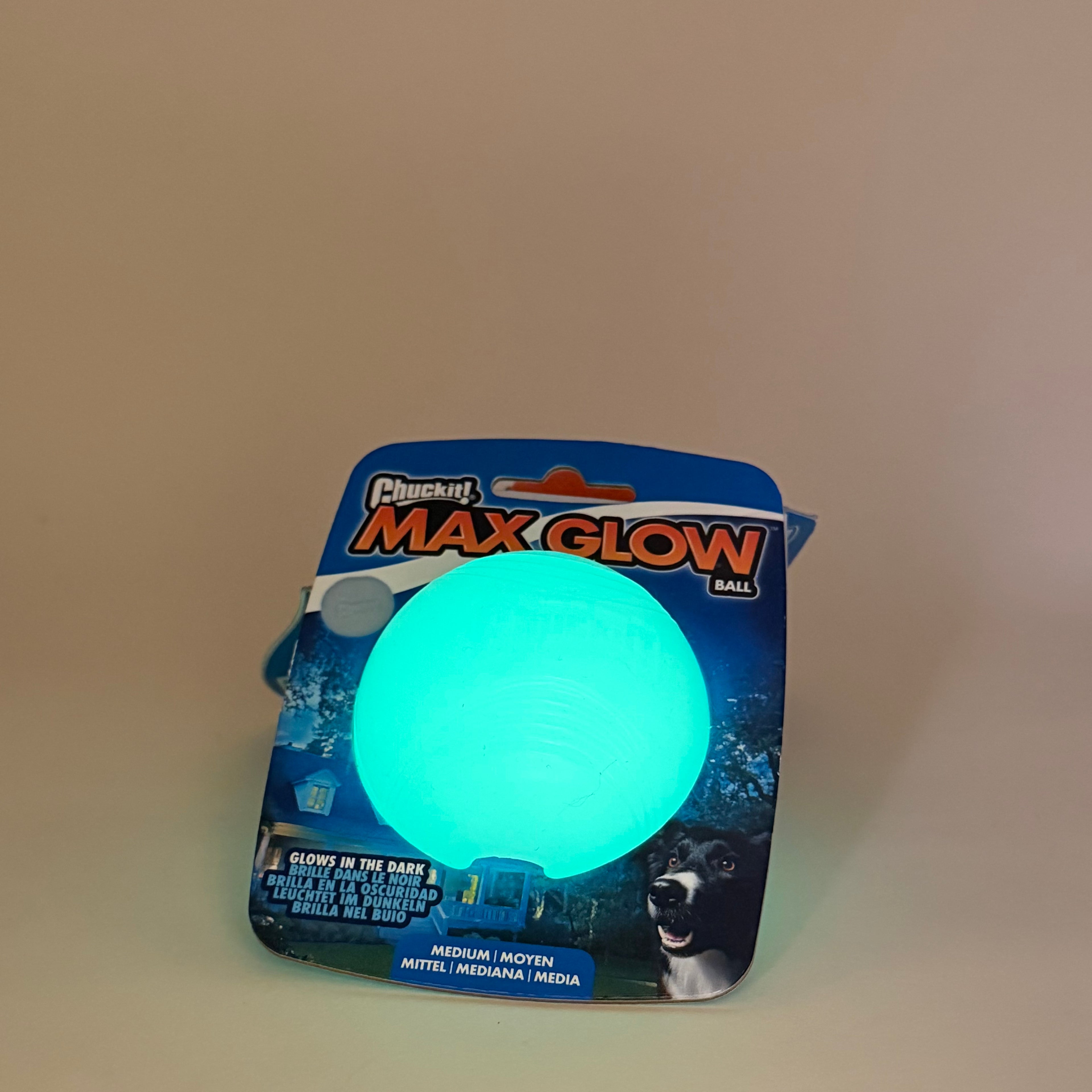 Chuck it Glow Ball Medium