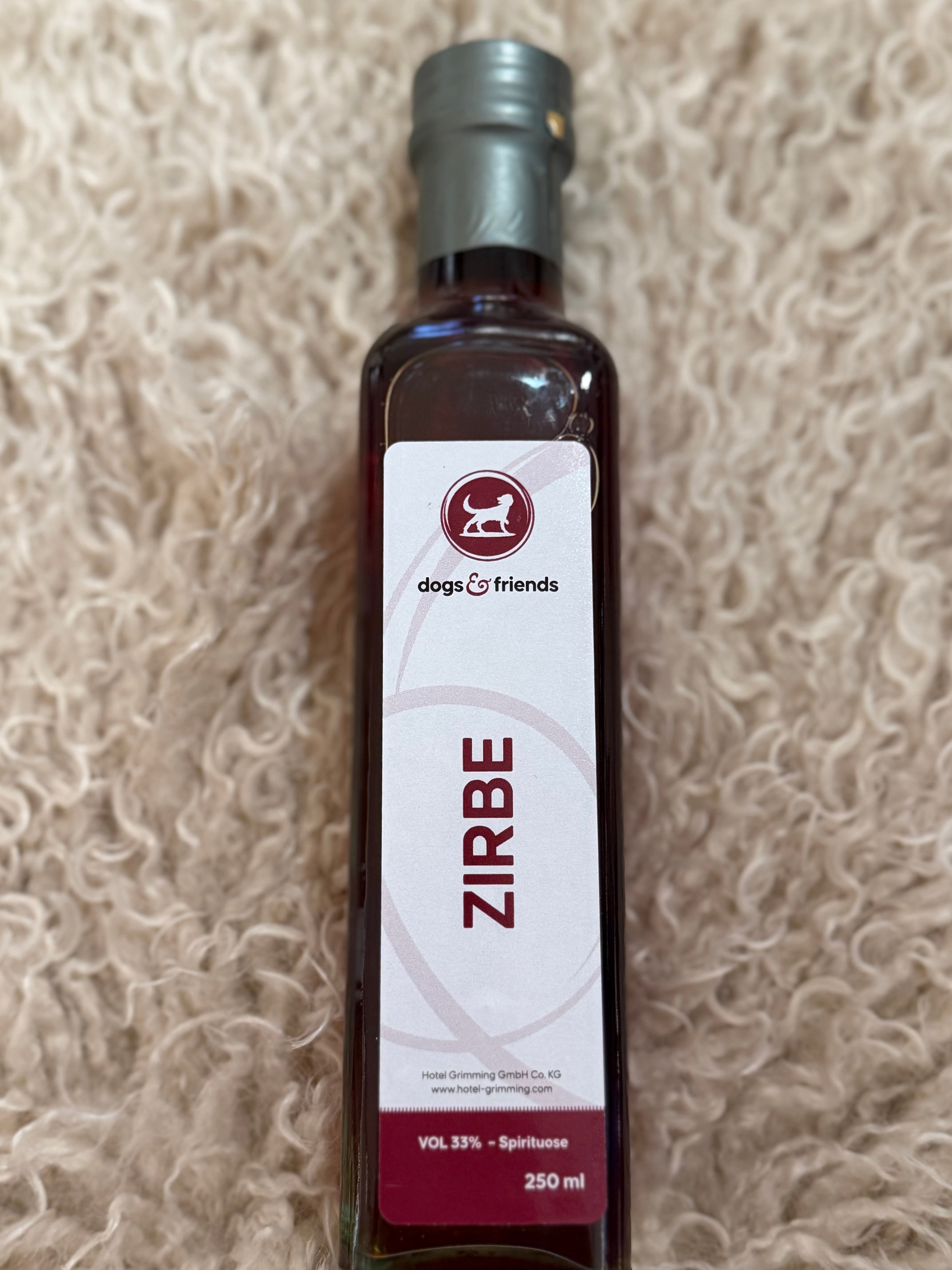 dogs&friends Schnaps „Zirbe“ 250ml