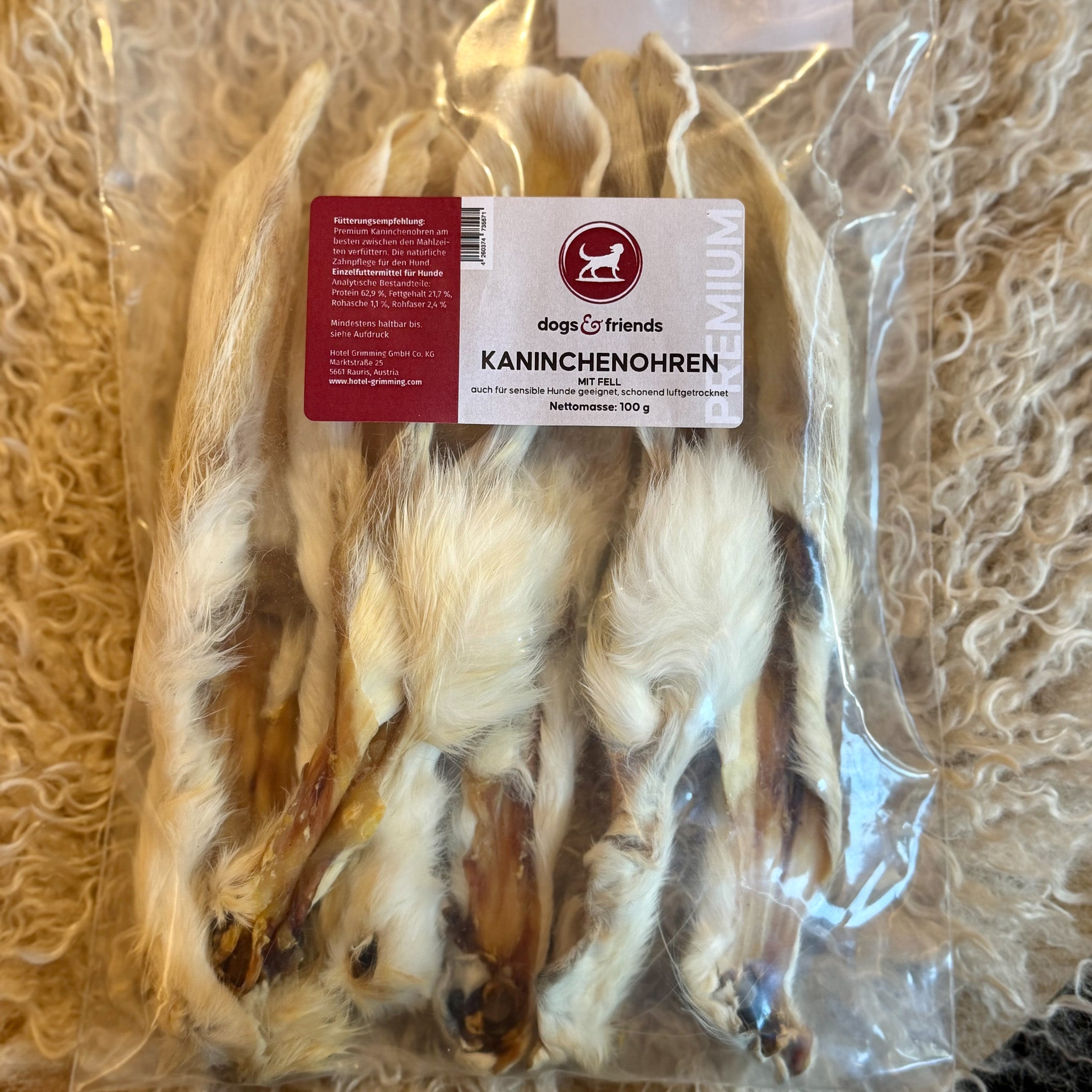 dogs&friends Kaninchenohren mit Fell 100g